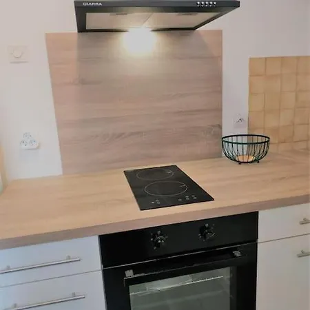 Terrace 600m From The Thermal Center Lamalou-les-Bains